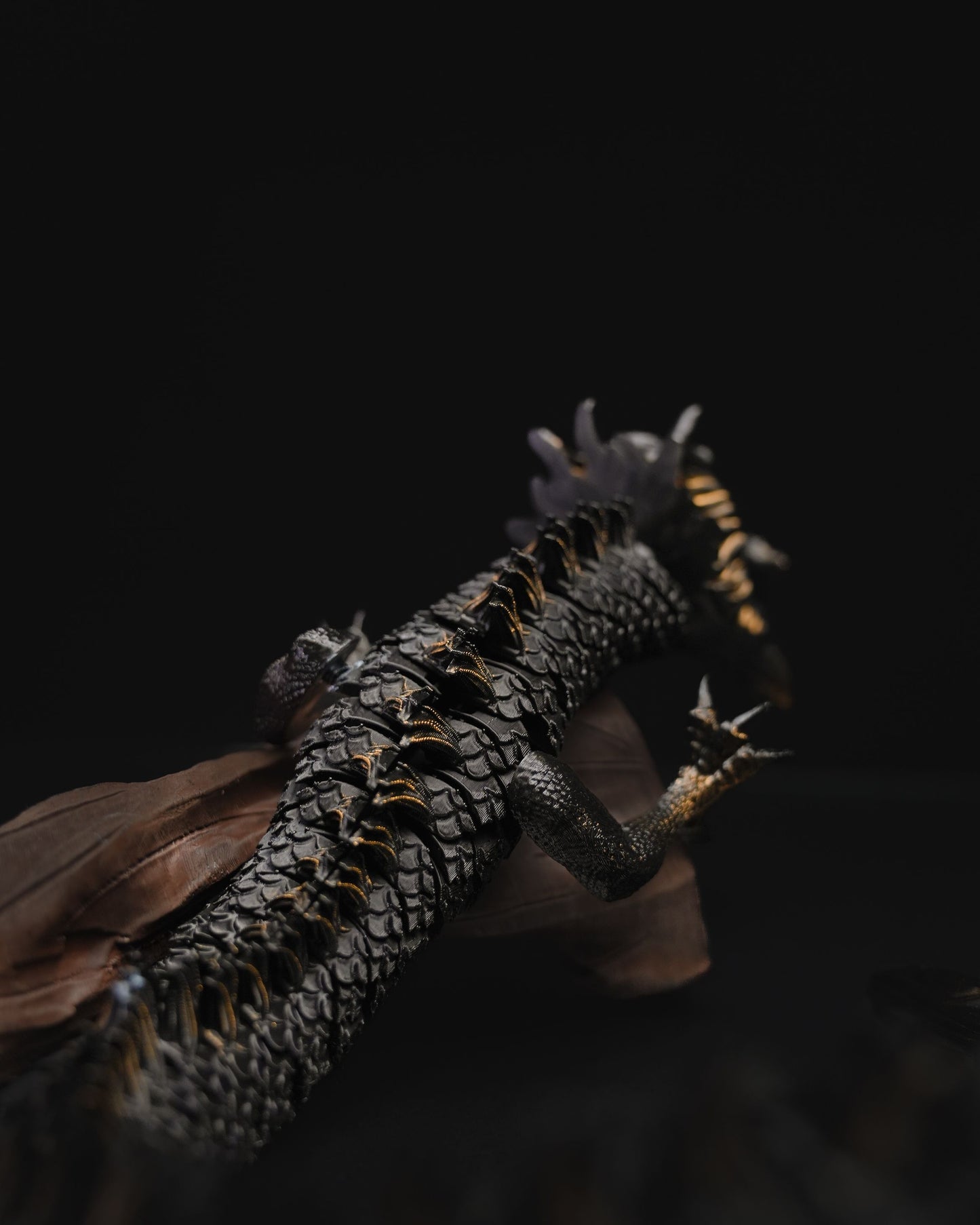 Loooong Dragon 3D Print - Articulated Chinese Dragon Statue in 26 Vibrant Colors, Unique Fidget Toy