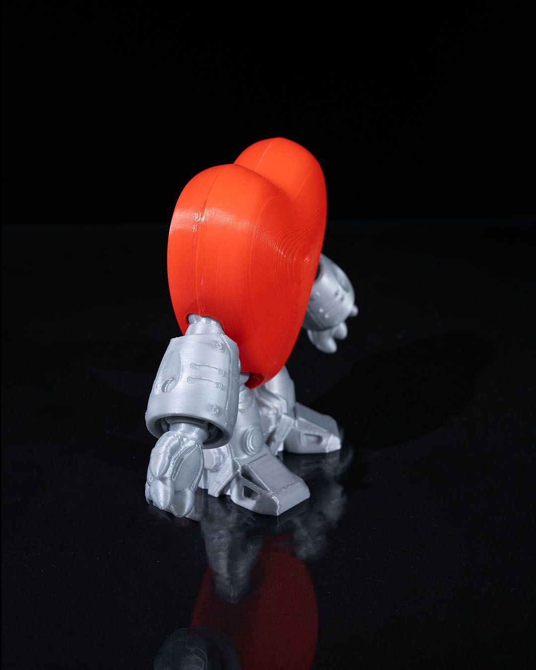 LoveRobot: 3D-Printed Heart and Metal Guardian