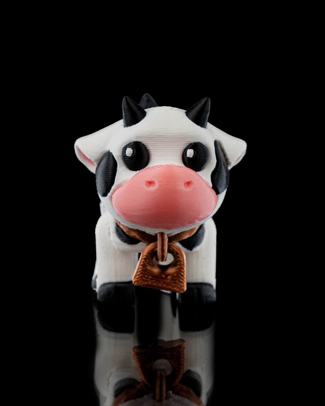 3D-Printed Daisy the Cow by STLFlix – Farmhouse Decor & Collectible Animal Figurine