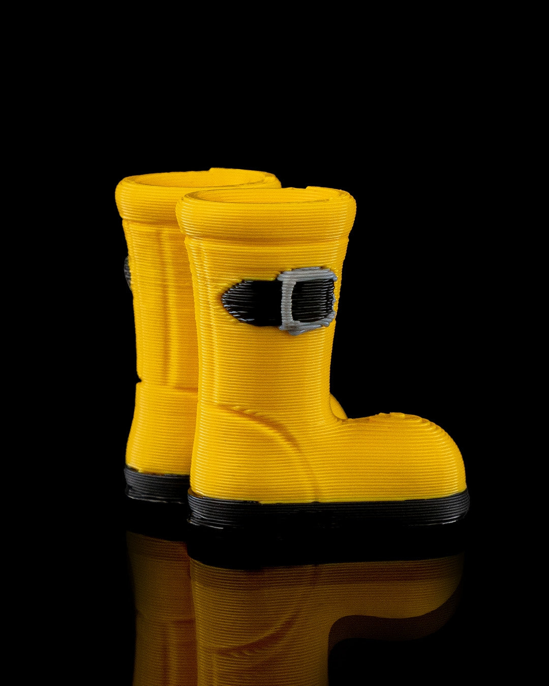 3D-Printed Farmer Boots by STLFlix – Rustic Farmhouse Decor & Collectible Miniature Accent