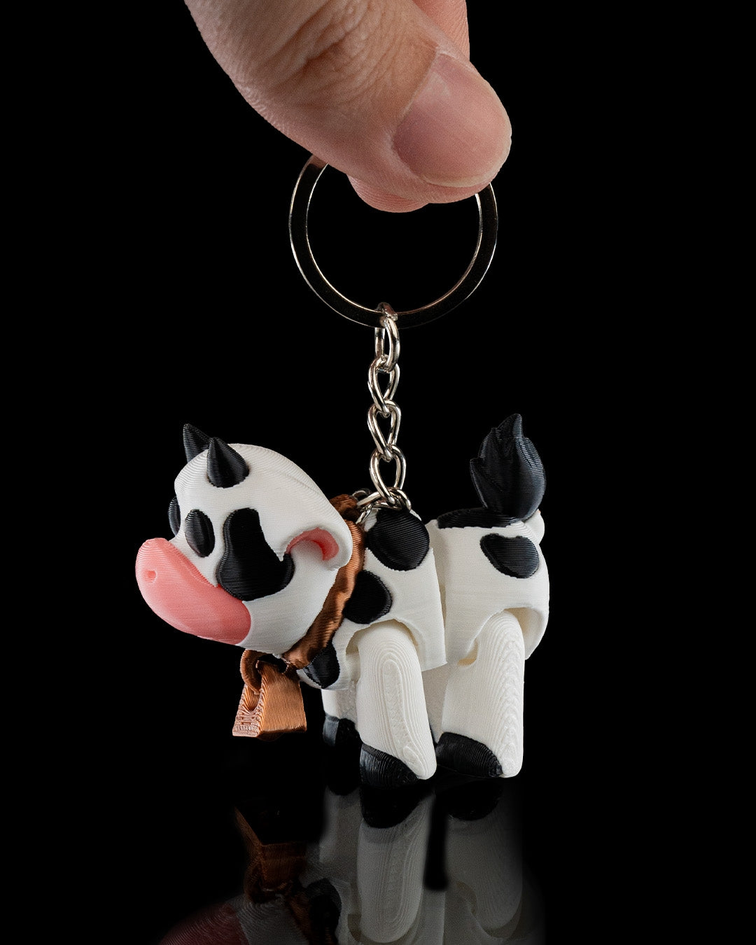 3D-Printed Daisy the Cow by STLFlix – Farmhouse Decor & Collectible Animal Figurine