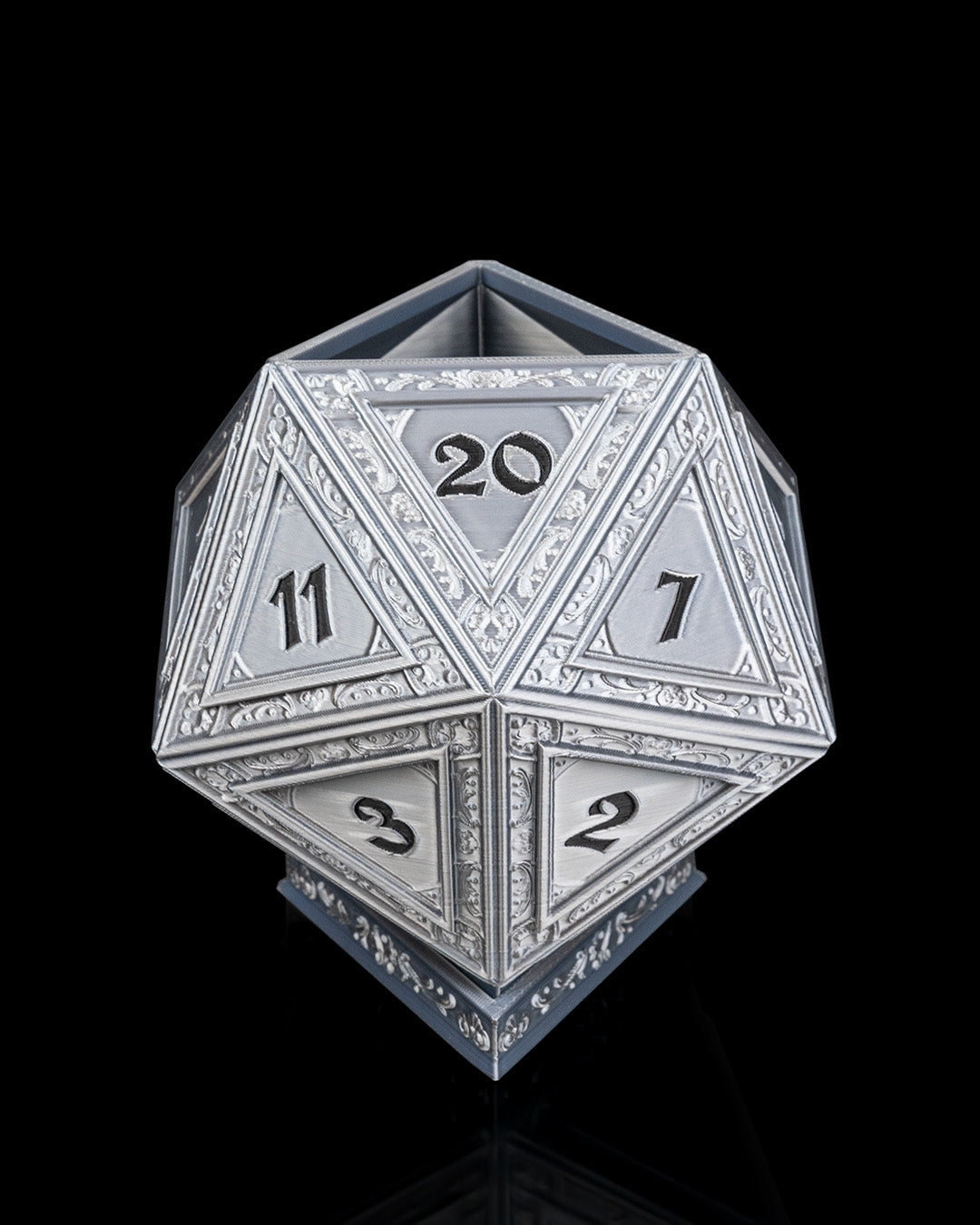 Champion's D20 Planter – A Roll for Nature