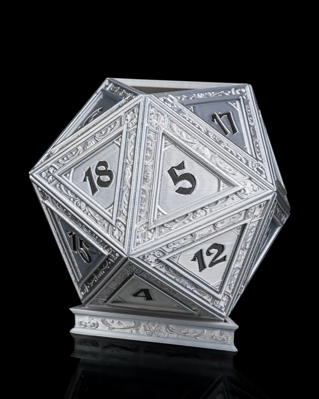 Champion's D20 Planter – A Roll for Nature