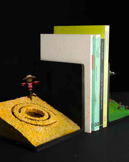 Alien Invasion Bookend