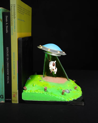 Alien Invasion Bookend
