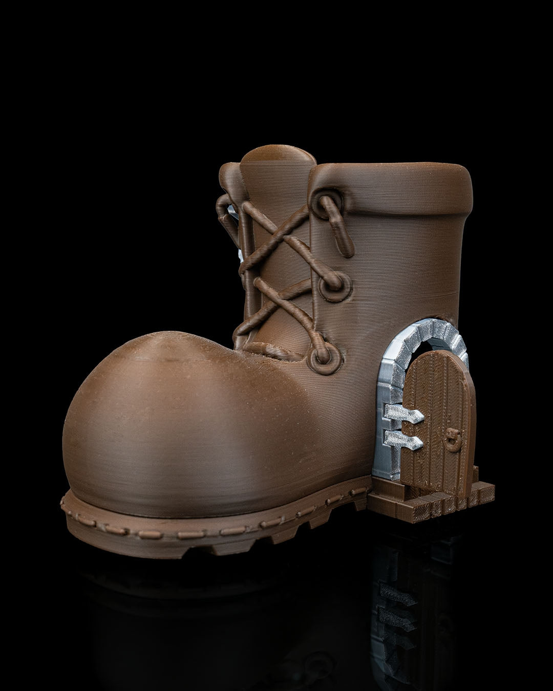 Fairy Step Inn – 3D Printed Boot-Shaped Fairy House for Whimsical Garden Decor