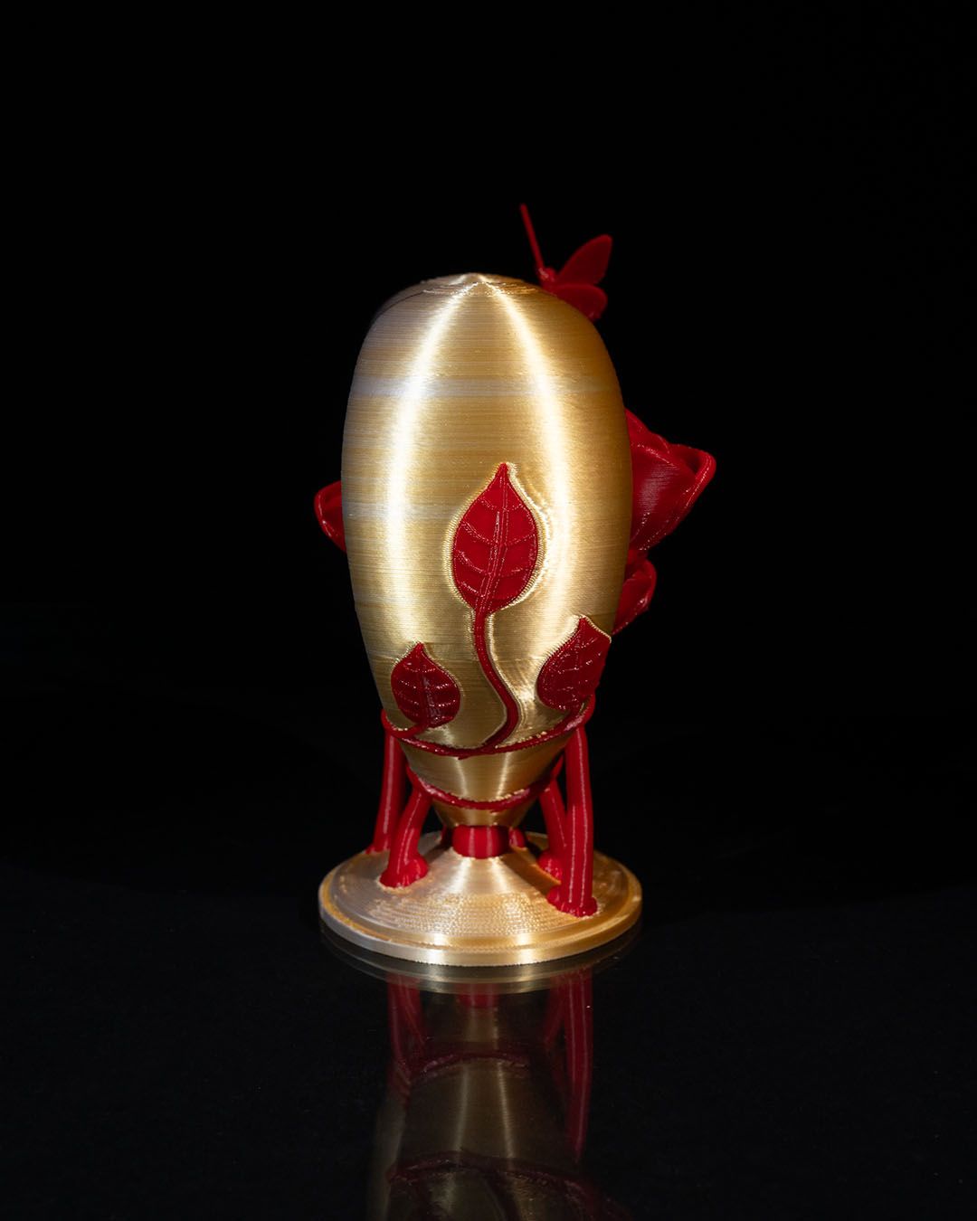 Heart and Roses Statue – 3D Printed Romantic Decor with Butterfly Accent