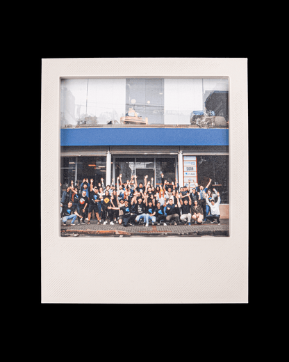 Instant Moment | Magnetic Photo Frame (Instax Mini or Polaroid 600)