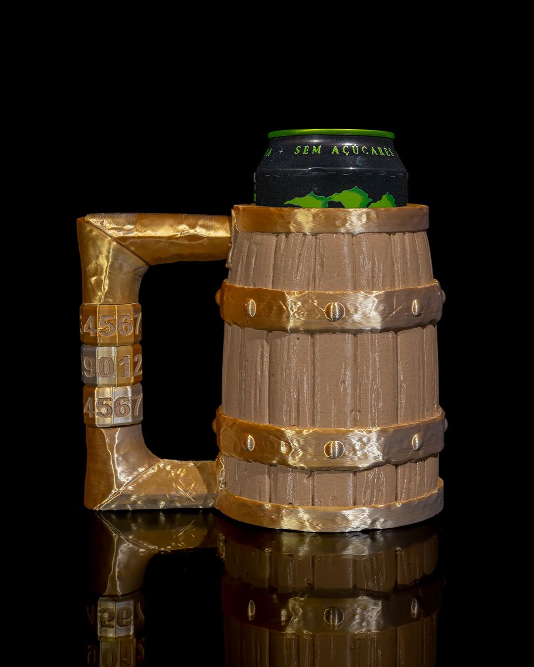 Keg o’ Beer Can Holder and Counter