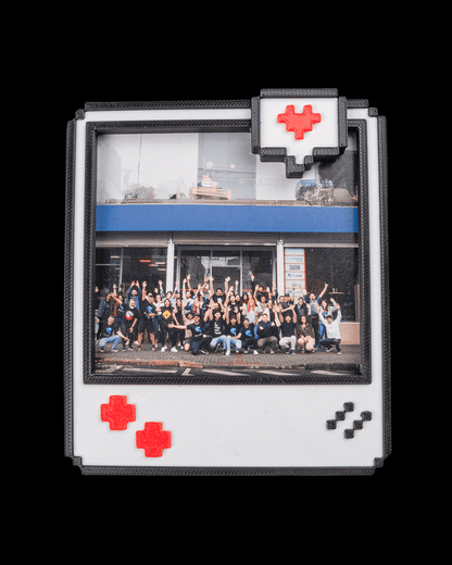Pixel Snap | Magnetic Photo Frame (Instax Mini or Polaroid 600)