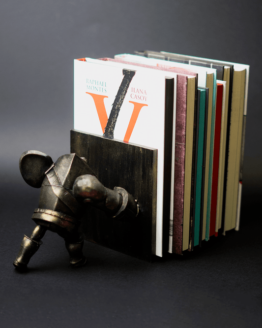 Knights Bookend
